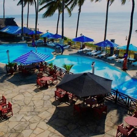 Sai Rock Beach Hotel & Spa Bamburi Exterior photo